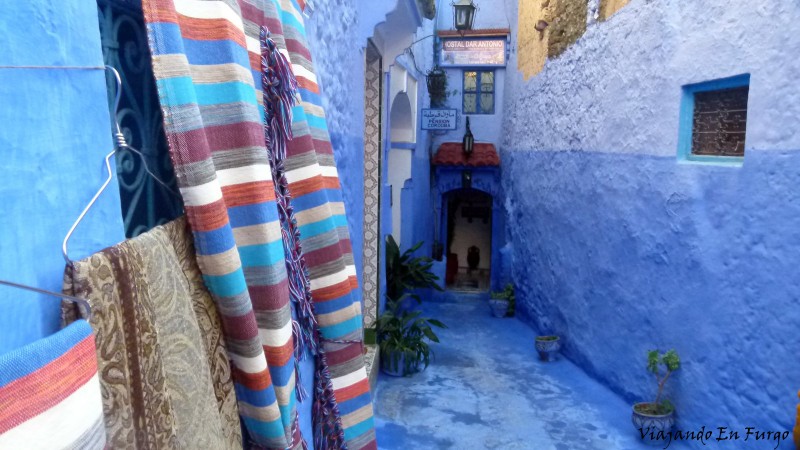 Chaouen, pueblo azul en las verdes montañas del Rif